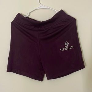 Plum color relaxed shortd